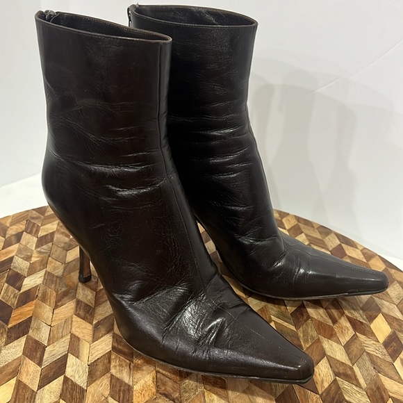 JIMMY CHOO Daisy Dark Brown Leather Ankle Boots 8.5 - Picture 4 of 15